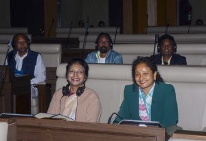 ਝਾਰਖੰਡ ਵਿਧਾਨ ਸਭਾ ਦੇ ਸੈਸ਼ਨ ਵਿਚ ਹਾਜ਼ਰੀ ਭਰਦੀਆਂ ਹੋਈਆਂ JMM ਦੀਆਂ ਵਿਧਾਇਕ ਬੀਬੀਆਂ ਕਲਪਨਾ ਸੋਰੇਨ (ਸੱਜੇ) ਅਤੇ ਲੂਈ ਮਰਾਂਡੀ। -ਫੋਟੋ: ਪੀਟੀਆਈ