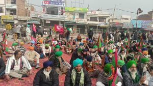 ਪਾਤੜਾਂ ਵਿਚ ਕਿਸਾਨਾਂ ਵੱਲੋਂ ਲਾਇਆ ਗਿਆ ਧਰਨਾ।