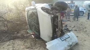 ਹਾਦਸੇ ਕਾਰਨ ਨੁਕਸਾਨੀ ਗਈ ਸਵਿਫਟ ਕਾਰ।