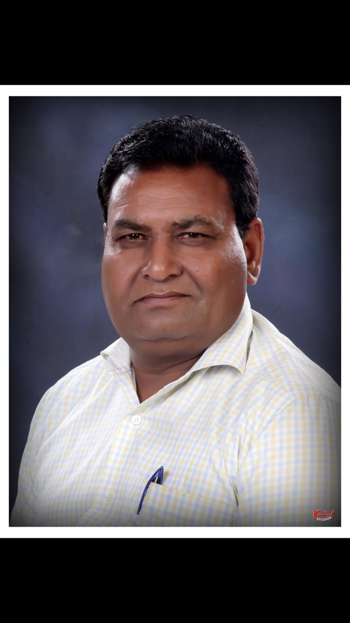 author-image